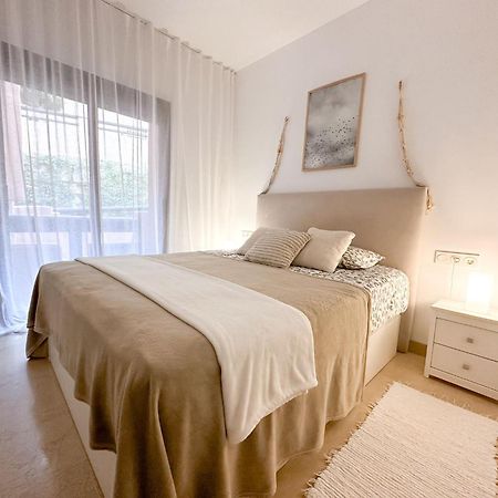 מנילבה Hola! Apartments At Coto Real מראה חיצוני תמונה