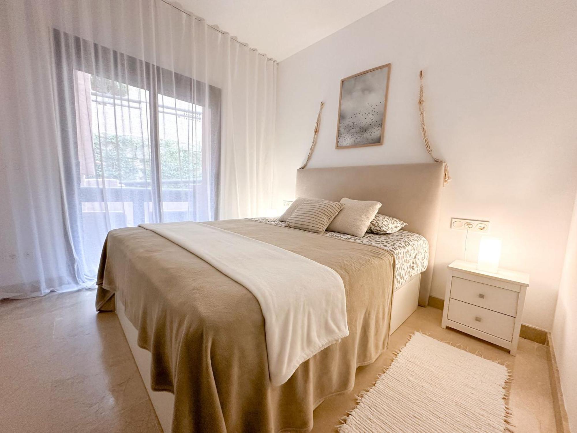 מנילבה Hola! Apartments At Coto Real מראה חיצוני תמונה